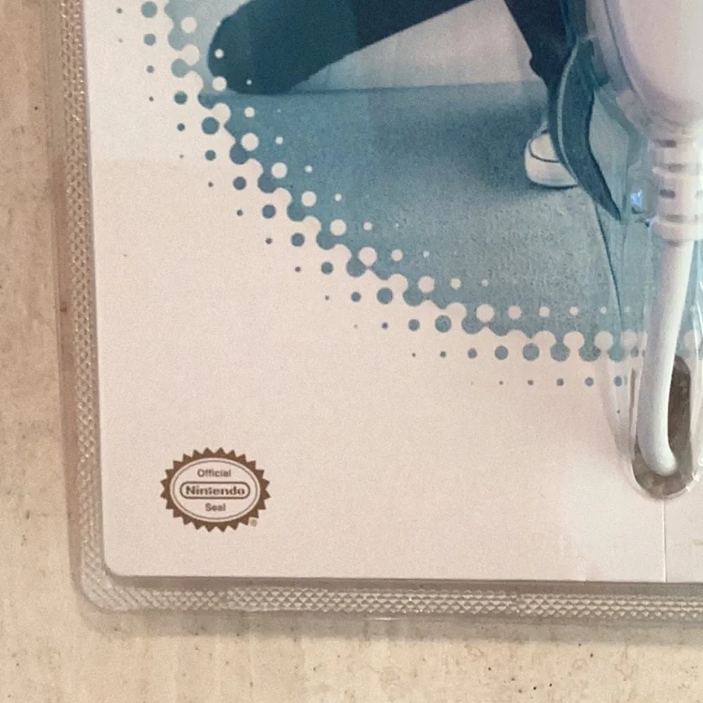 Nintendo Wii Nunchuk White OEM New Sealed Authentic
